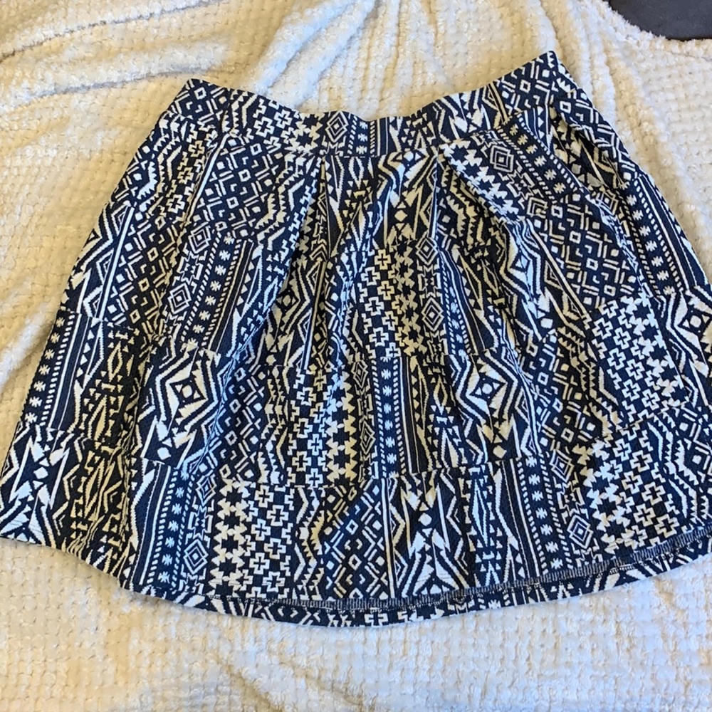 GUC Xhilaration Print Skirt